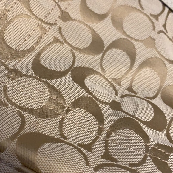 Coach Handbags - Coach purse